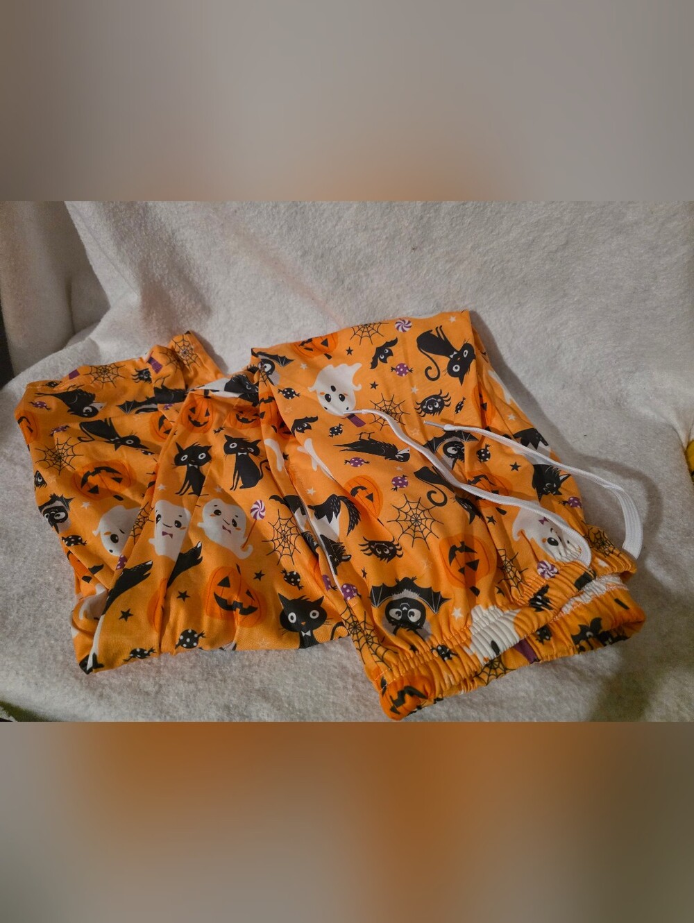 Halloween Women's Pj Pants - NWOT - Ghosts, Crows, Cats, Pumpkins - Picture 1 of 4